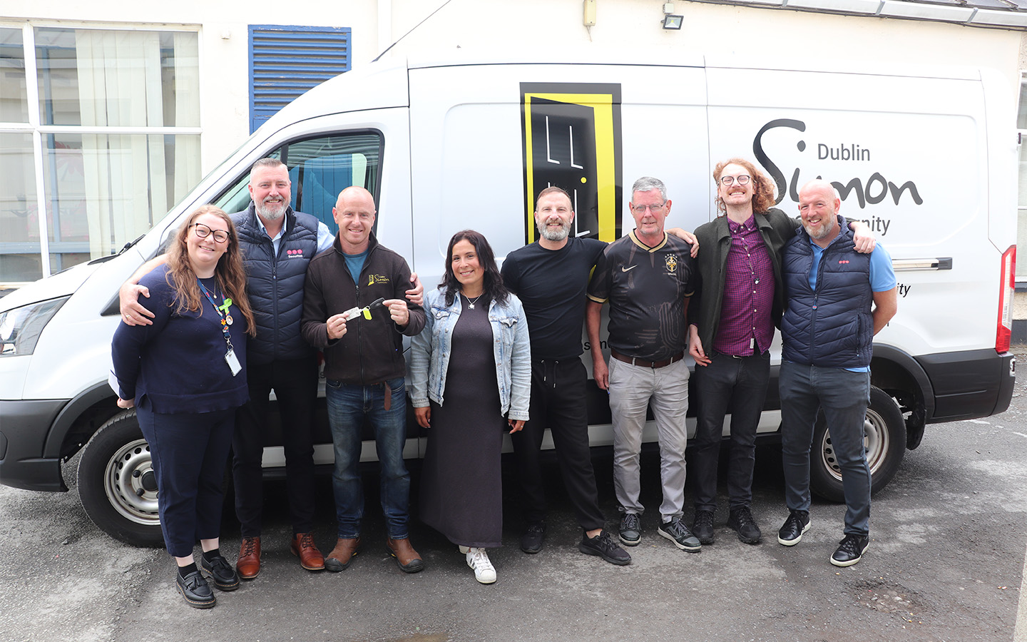 The Dublin Simon Community team with the Securitas Ireland team in front of the donated van